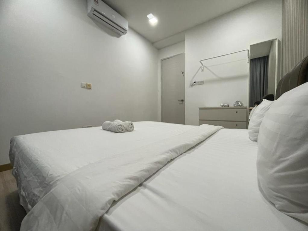 The Wave - Kota Laksamana -- Pool View -- 6 Pax Apartment Malacca